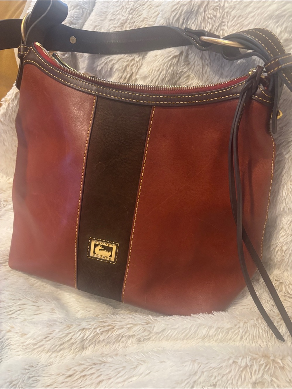 Dooney & Bourke - Picture 3 of 6